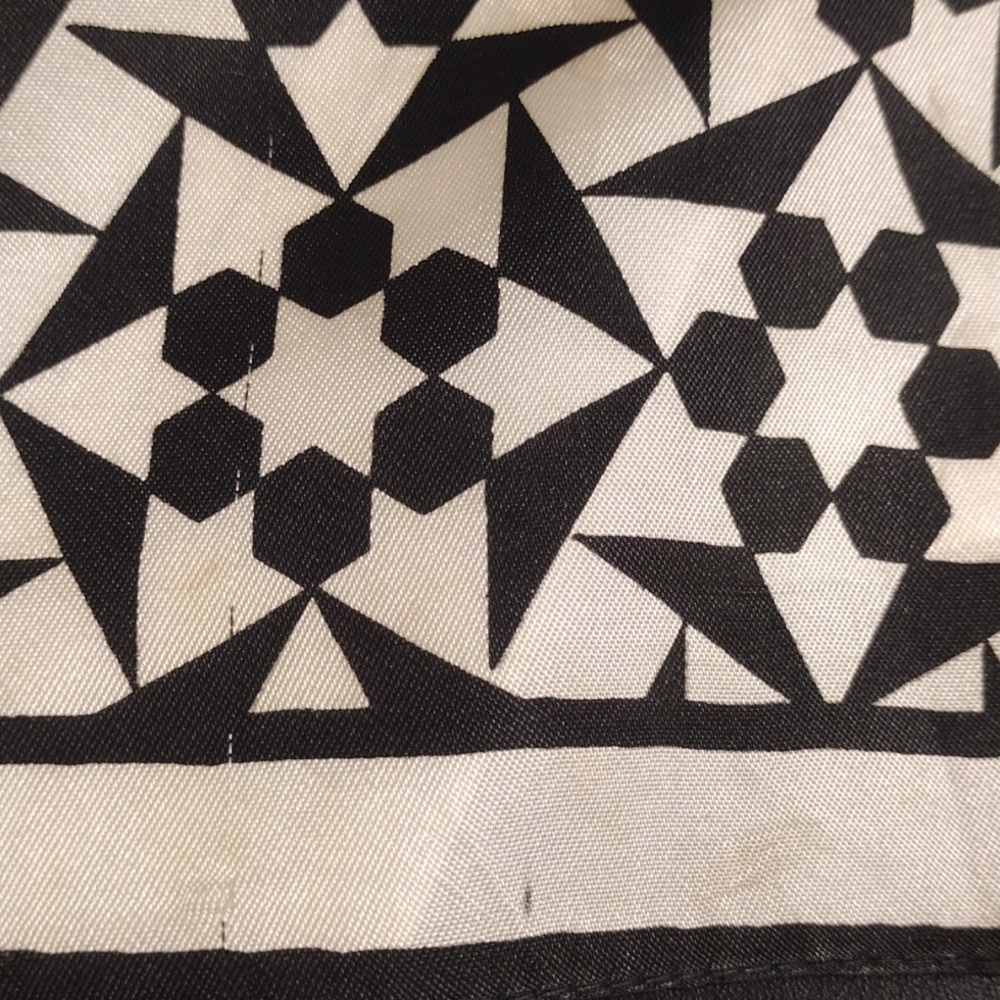 Vintage Scarf - Picture 4 of 5